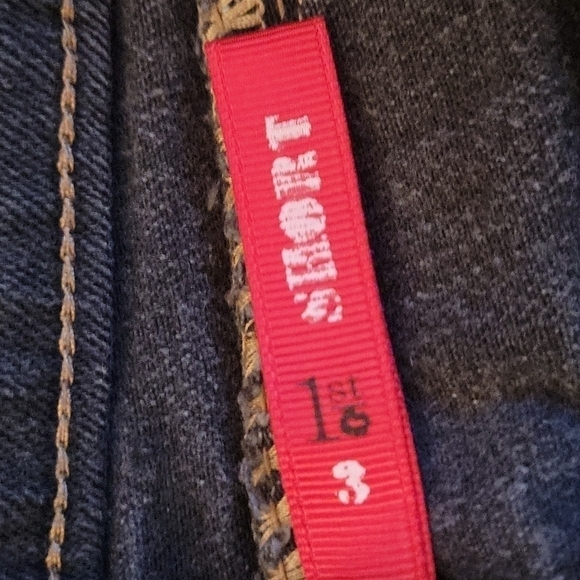 3/$30 1ST KISS Black Denim Booty Shorts - Picture 5 of 8